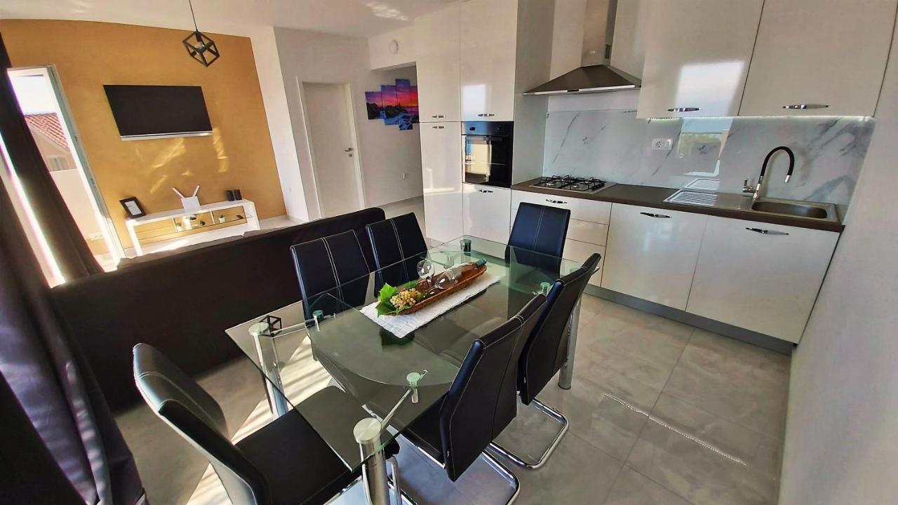 Apartments Zorica Duće Eksteriør bilde