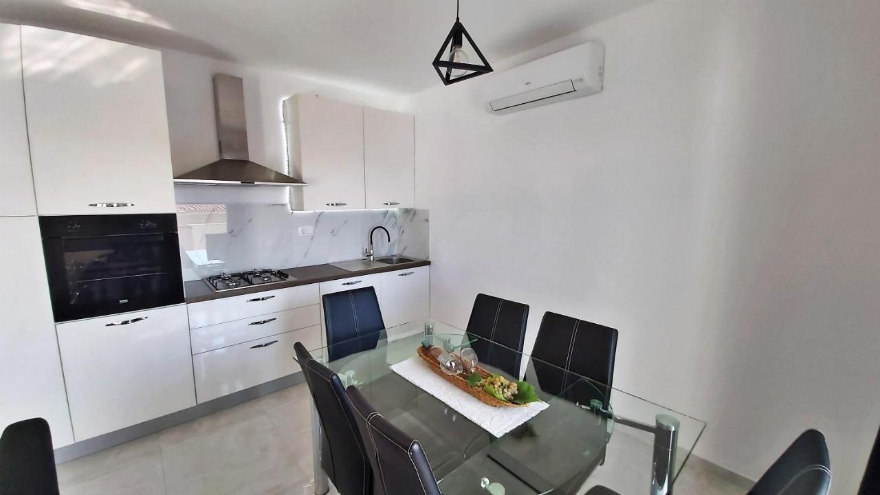 Apartments Zorica Duće Eksteriør bilde